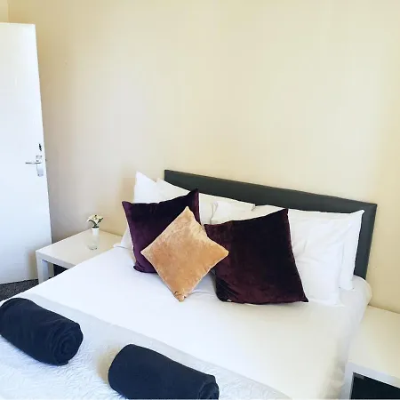 Derwent Street 2 - Self Contained - 2 Bed Self Catering Апартаменты Вёкингтон